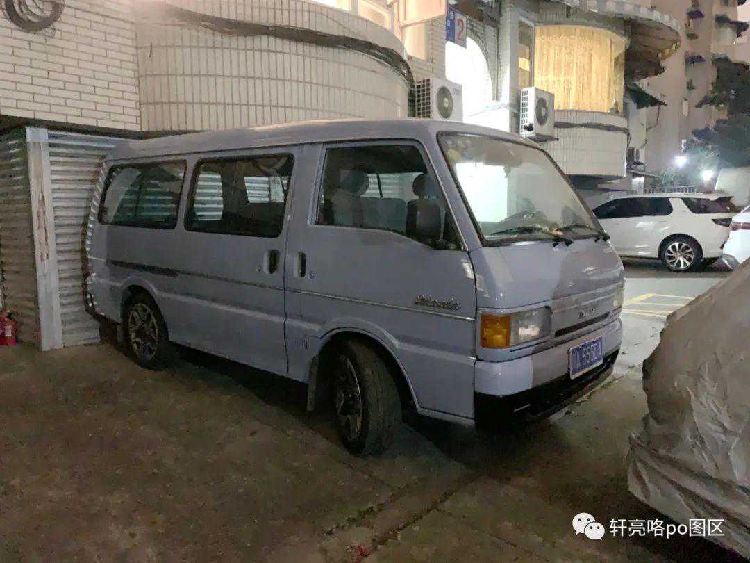 椰子水，海南味 丨 马自达Bongo E2000 / HMC6440