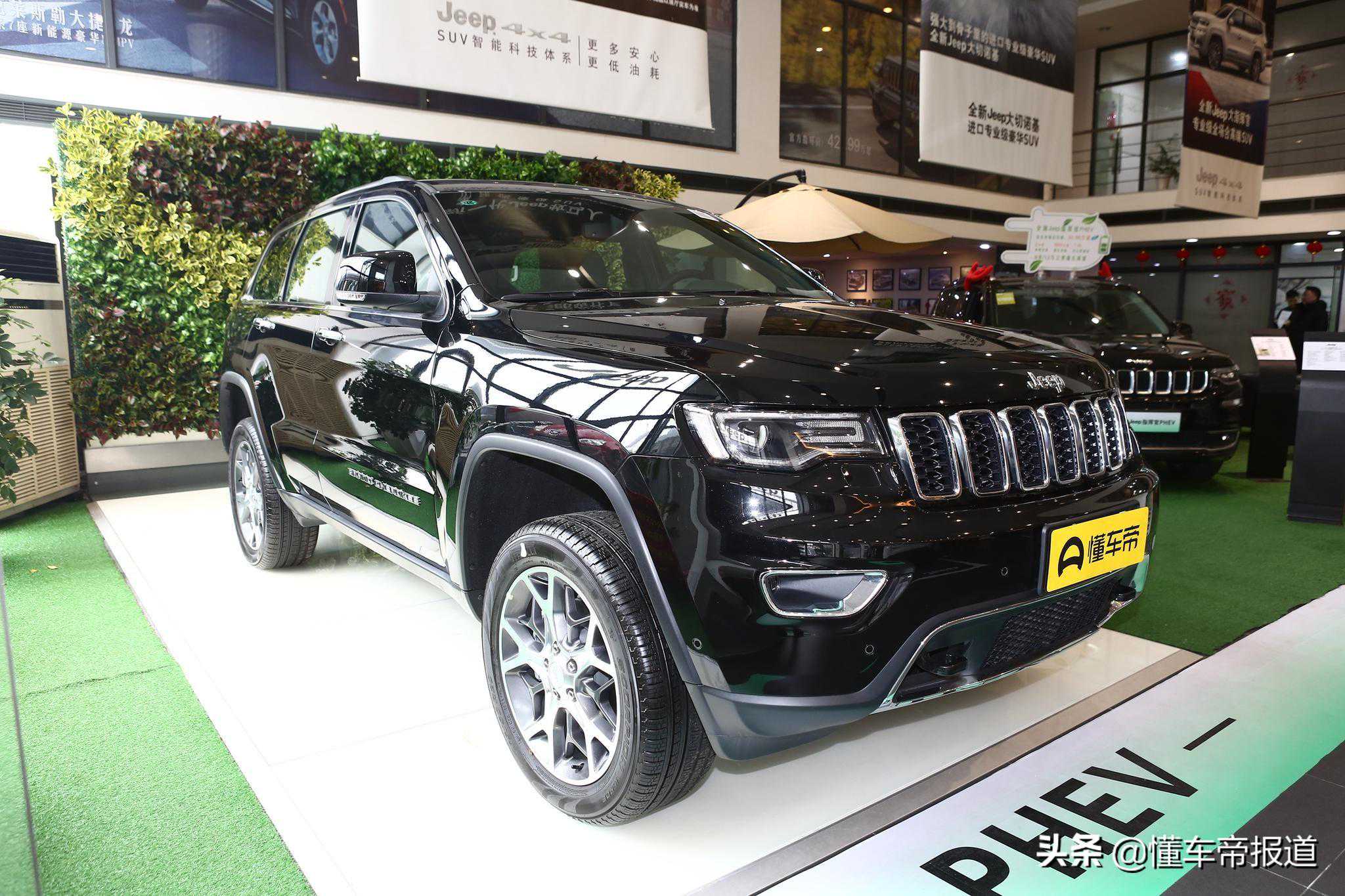 新车｜大排自吸魅力依旧 且开且珍惜 试驾大切诺基80周年纪念版