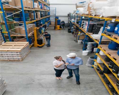 红旗出售迪拜售价高达82万元,女车评人:中国版库里南 红旗出售迪拜售价高达82万元,女车评人:中国版库里南