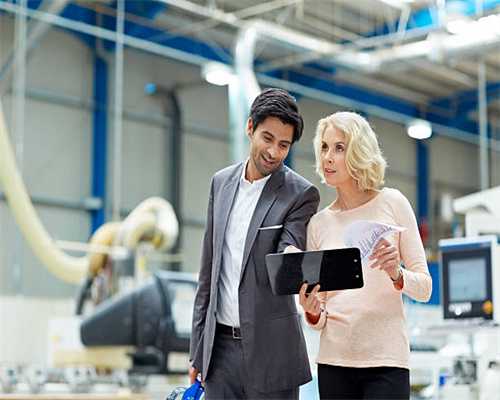 曝沃尔沃XC40消息；风神AX5趣悦型网联版上市