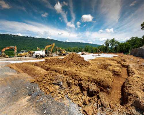 深度试驾荣威RX8：7座SUV空间大到汉兰达没话说，舒适度爆表？