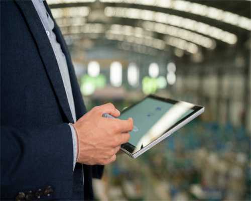 天天被骂丑，这回终于换了车标，全新LOGO霸气十足，宝骏要逆天了