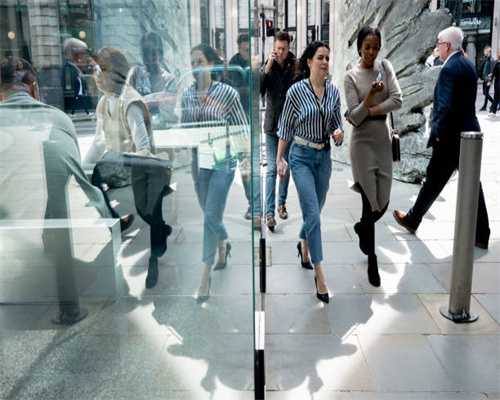 补能更加便捷快速 荣威R ER6/荣威Ei5换电车型曝光 补能更加便捷快速 荣威R ER6/荣威Ei5换电车型曝光