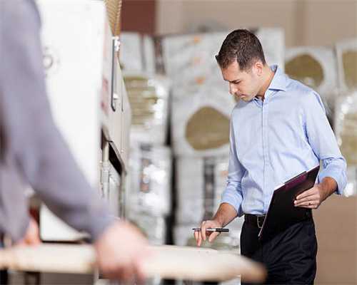 最大续航300里，能坐3~5人，这3款老年人代步车，代步、接娃方便