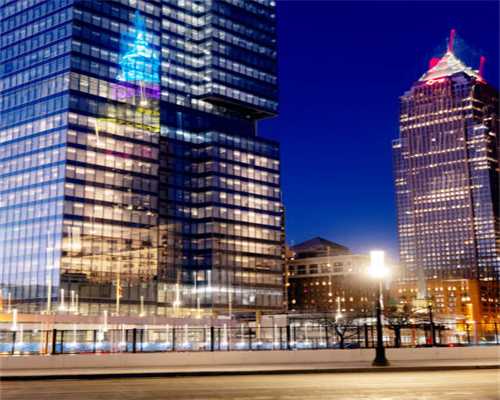 某汽车代购用消费者的钱来还债?近百名车主付款后难提车 某汽车代购用消费者的钱来还债?近百名车主付款后难提车