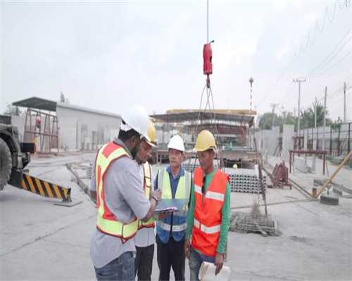 全新悍马2025年上市！真男人才开的车，1000马力，30个油成过去时