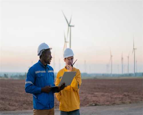 《河神大人求收养》中，你最喜欢哪一对CP？我站甄渚和水默！