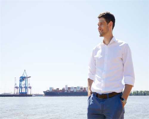 2024款奔驰E级评测：豪华配方不变