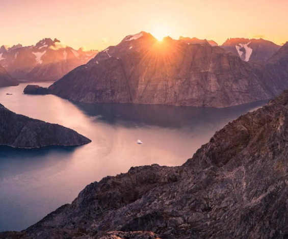 领克05：沃尔沃同款动力！起售价十多万！回头率爆炸