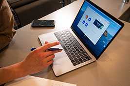 十几万的四驱手动SUV，还真有！哈佛H2能入眼吗？